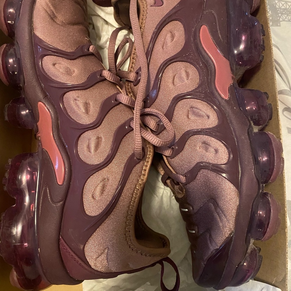 Air vapor max plus